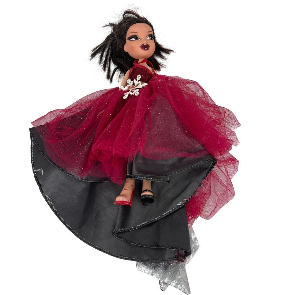 Bratz Katia 2001 Holiday Doll Collector Edition Christmas MGA Fashion Doll